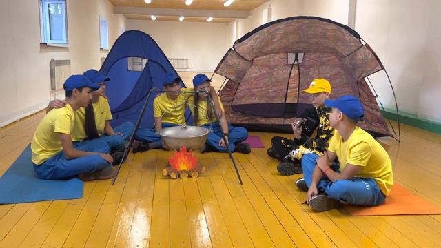 Бардовская песня Когай Марк, ОШ №30 г.Караганда смотреть онлайн