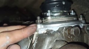 Установка кулисы (механизма выбора передач) на Шевроле -Ниву без снятия КПП.