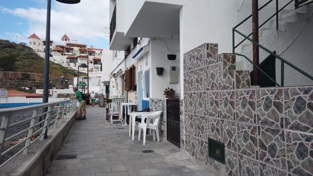 Walk in beautiful La Caleta, Adeje, Tenerife, Canary Islands смотреть онлайн