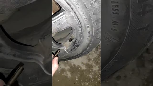 Как быстро спустить колесо