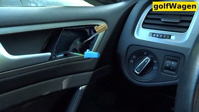 VW Golf 7 Mirror switch and lock button replacement смотреть онлайн