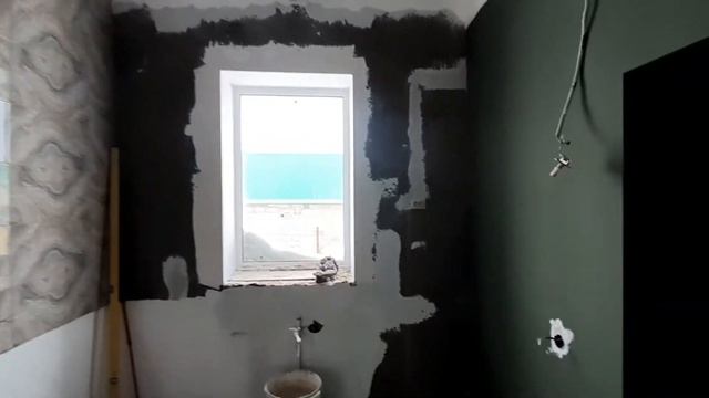 Перестройка дома часть 14. Красим стены, кладем ламинат смотреть онлайн