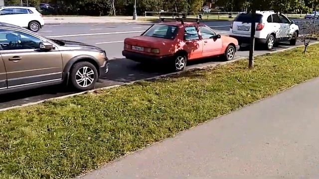 Ретро автопарк города Зеленограда Ford Sierra смотреть онлайн