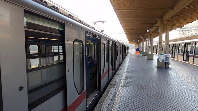 Транспорт Рима: Трэш и великолепие смотреть онлайн