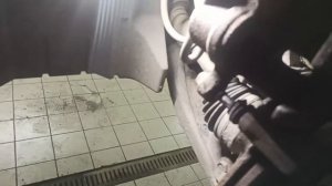 Замена тормозных колодок своими руками Mitsubishi Outlander