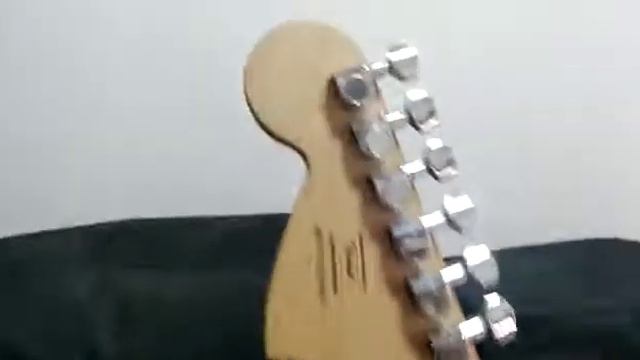 New Baby at GUITAR SCHOOL, Fender Squier Stratocaster DELUXE смотреть онлайн