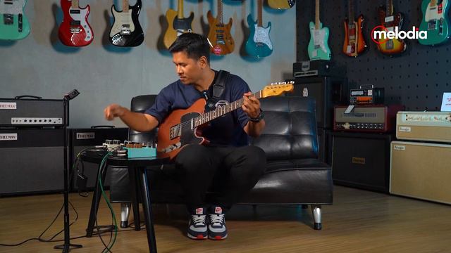 ADE AVERY REVIEW JUJUR UAFX PEDALS !! смотреть онлайн