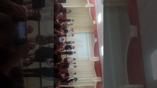 Канцерт в школе ( мама первое слово) смотреть онлайн