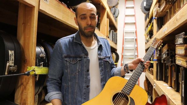 Norman's Rare Guitars - Guitar of the Day: 1944 Martin D-18 смотреть онлайн