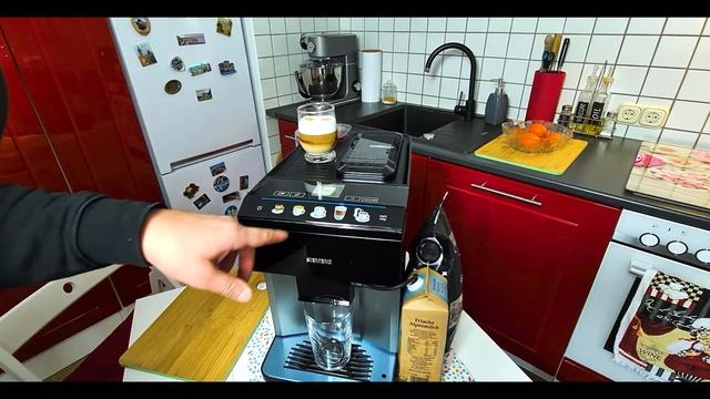 Espressor Siemens eq 500 /Cum sa faci Cappucino si Latte Macchiato смотреть онлайн