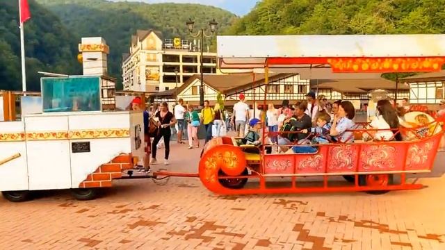 СМЕШНОЕ видео на прогулке.РАЗВЛЕЧЕНИЕ в СОЧИ для детей.Dasha Kudri нашла ПЕЧКУ из детской сказки смотреть онлайн
