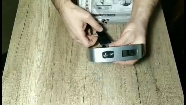 Обзор новинок интернет магазина ТУТ.Портативные весы для багажа Батарейка: CR2032 3 смотреть онлайн