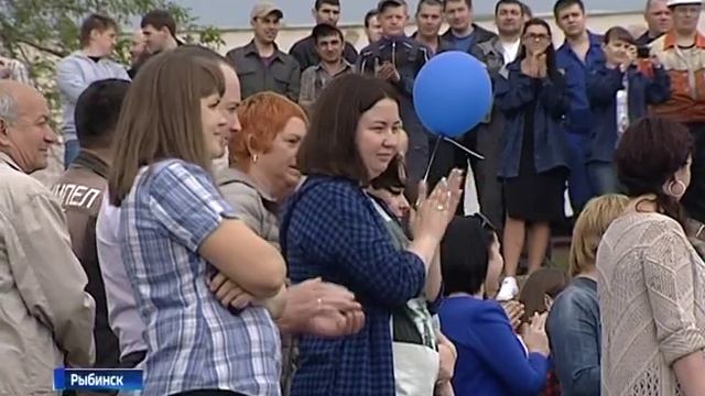 В Рыбинске на воду спустили 75-го «Мангуста» смотреть онлайн