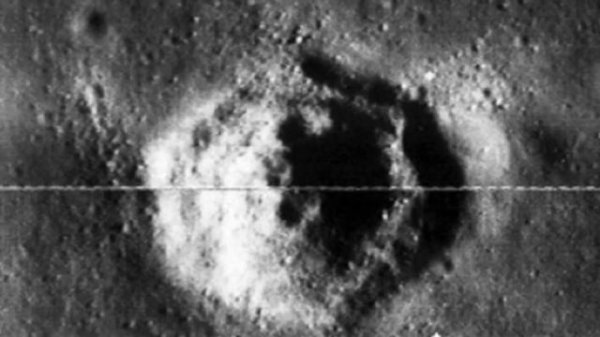 Пирамиды на Луне