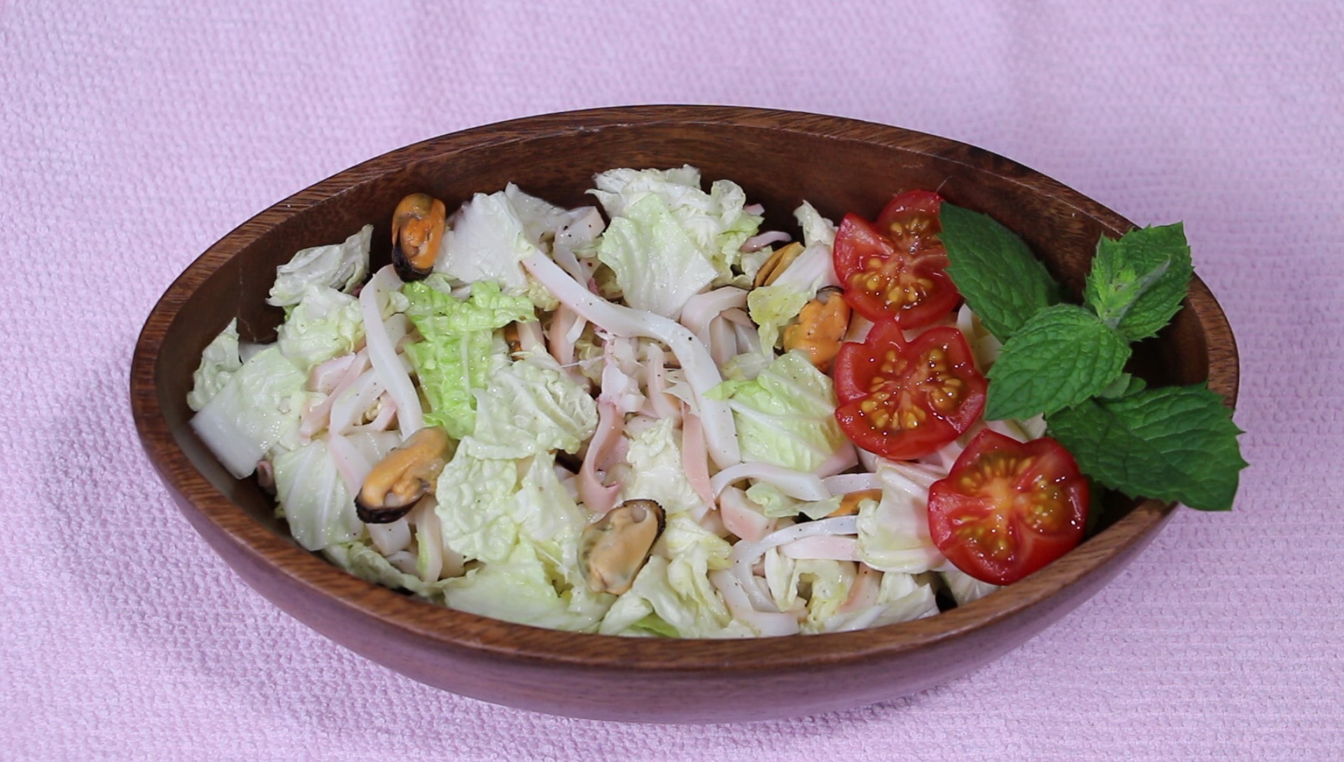 Морская лодочка, легкий салат за 5 минут!