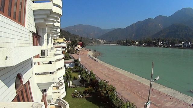 Как устроен Ришикеш смотреть онлайн