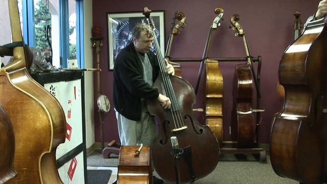 Boris Kozlov visits Lemur Music for "A Day At The Basses" смотреть онлайн