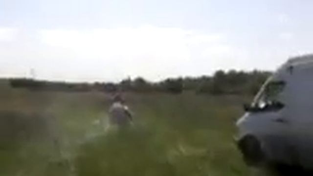 На снегоходе по траве смотреть онлайн