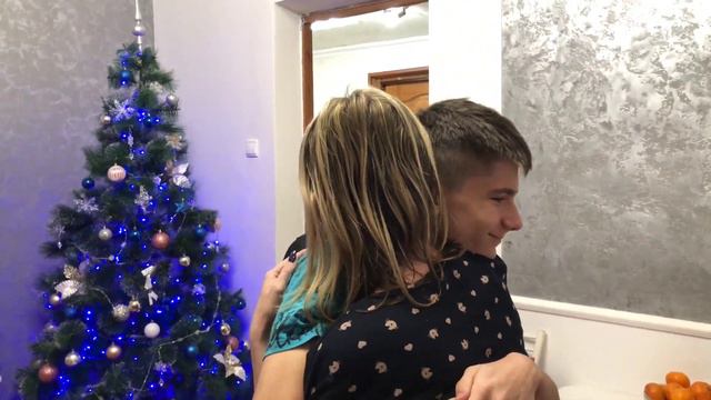 ТРЕТИЙ РЕБЁНОК В СЕМЬЕ/ДАВНО ХОТЕЛА РАССКАЗАТЬ смотреть онлайн