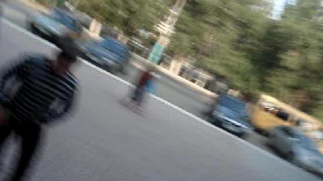 Боженовские бандиты возле Администрации Трусовского района смотреть онлайн