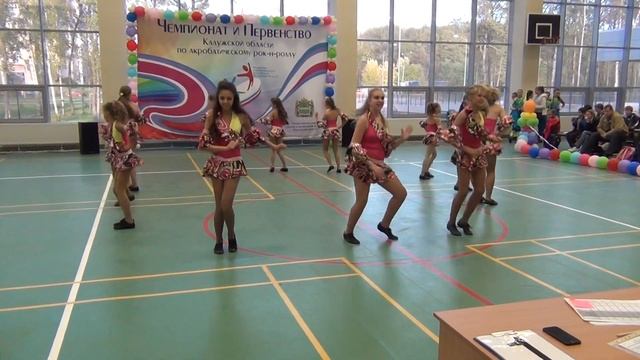 Формейшен-девушки смотреть онлайн