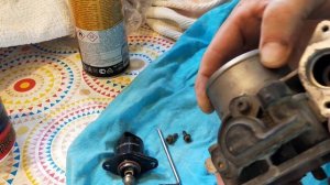 Чистим дроссельную заслонку на автомобиле ДЖИЛЛИ МК КРОСС !!!