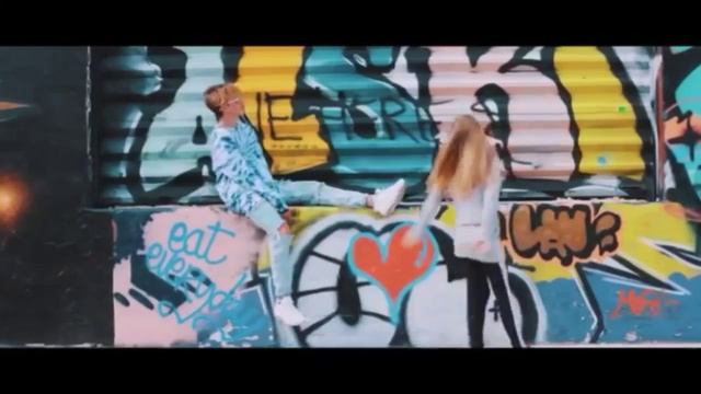 DSIDE BAND ft Barvina - Танцы до упада смотреть онлайн