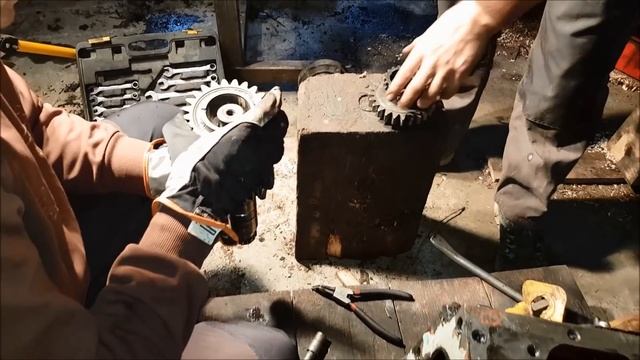 MTZ 952.3 ātrumkārbas remonts..1.daļa (izjaukšana) смотреть онлайн