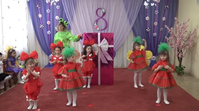 Танец кукол. Детский утренник. смотреть онлайн