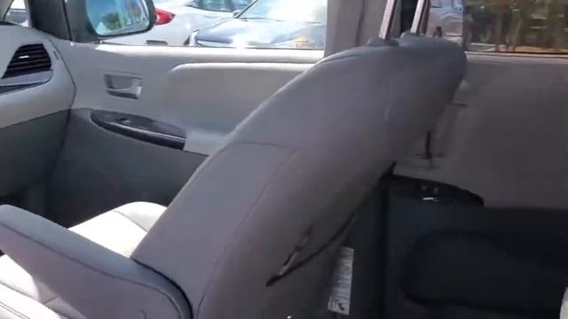 2020 Toyota Sienna Tampa, Clearwater, St. Petersburg, Pinellas Park, Palm Harbor, FL LS025719 смотреть онлайн