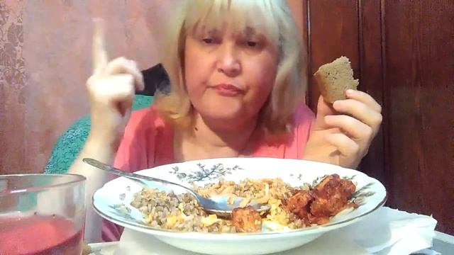 МУКБАНГ/ ВКУСНЕЙШАЯ ГРЕЧКА СО СВИНИНОЙ,МОРКОВЬ С ЧЕСНОКОМ И КАБАЧКОВАЯ ИКРА. смотреть онлайн