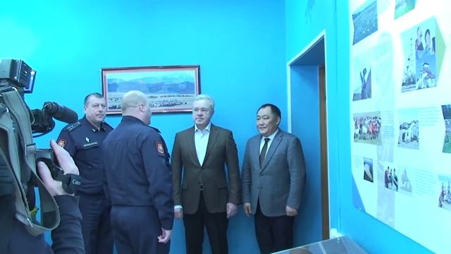 Визит губернатора Красноярского края и главы республики Тыва в ВИИ СФУ смотреть онлайн