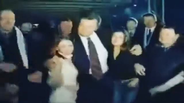 Вите надо выйти смотреть онлайн
