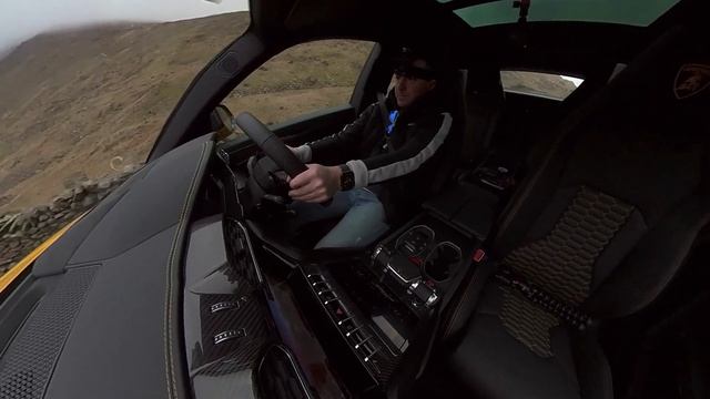 LAMBORGHINI URUS POV EPIC Mountain Test Drive #Lamborghini #Urus смотреть онлайн