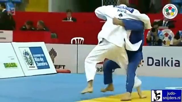 Denis Lavrentiev (RUS) - Fernando Gonzalez (ARG) [-66kg] final смотреть онлайн