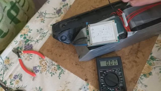 Ремонт аккумулятора электровелосипеда 48 вольт! Замена корпуса. смотреть онлайн