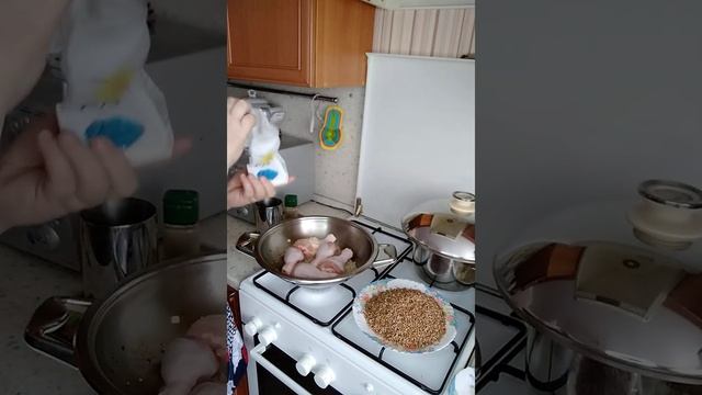 Гречка по деревенски с куриными ножками за 30 минут смотреть онлайн