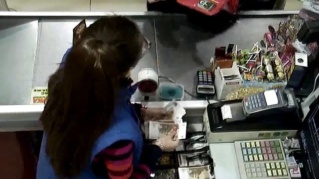 Обман кассира. смотреть онлайн