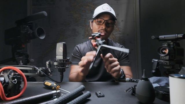 Best Mini Ball-Head For Vlogging | ULANZI U70 смотреть онлайн