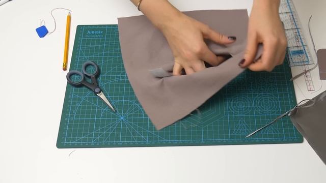 Обработка кармана в рамку с клапаном (прорезной карман). Как сшить. Простой способ! смотреть онлайн