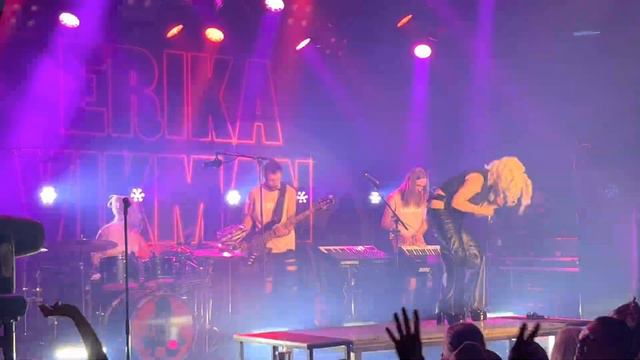 Erika Vikman - Anna rakas raju hetki смотреть онлайн