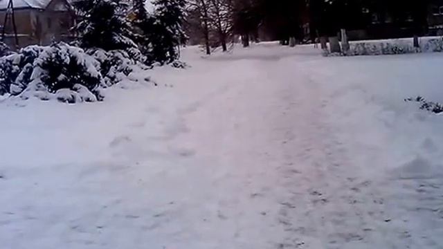 Снег на елках смотреть онлайн