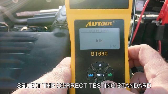 AUTOOL BT660 CAR BATTERY TESTER (PART 1) - FIRST USE смотреть онлайн