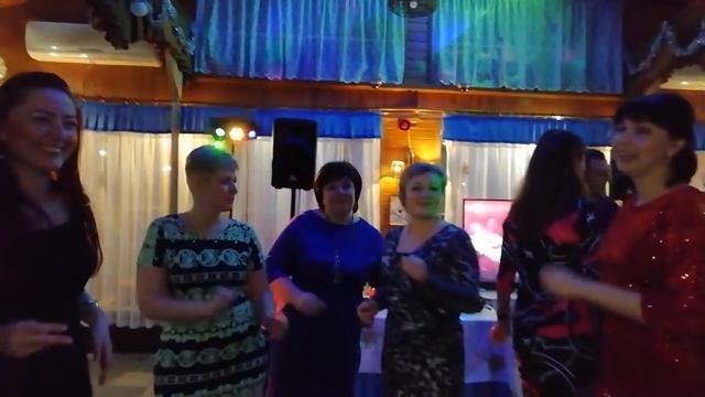 ИВАНОВО - НОВОГОДНИЙ КОРПОРАТИВ В РЕСТОРАНЕ ЁРШ смотреть онлайн