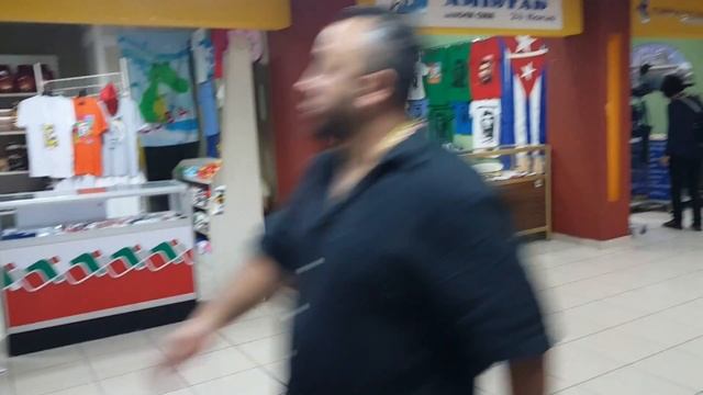 Cuba Havana José Martí International Airport Duty Free Shop смотреть онлайн