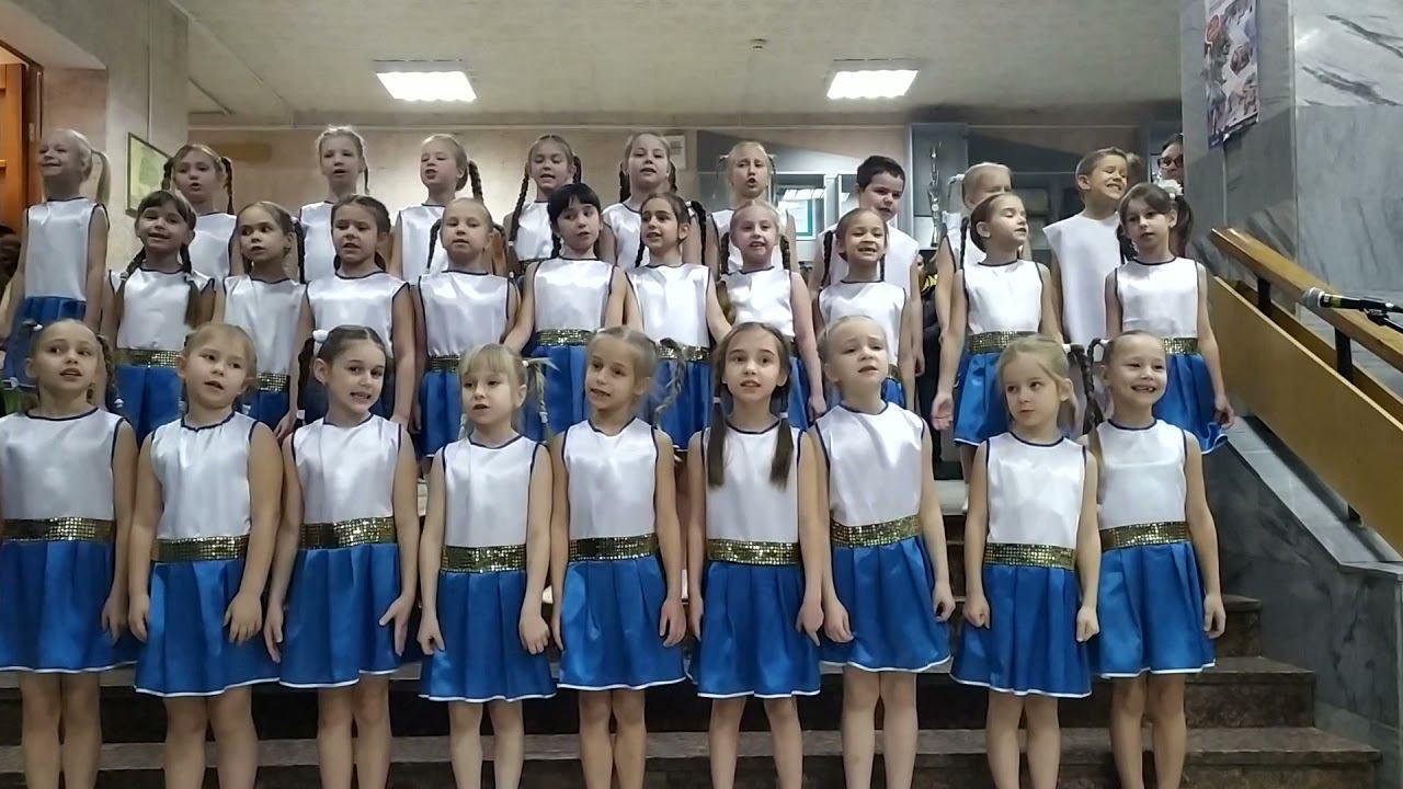 Концерты в холле ДДЮТ 2020. Бескозырка белая . Младшая параллель. солист Антилогов Гордей смотреть онлайн