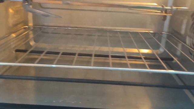 Мини-печь Rolsen KW-3026 смотреть онлайн