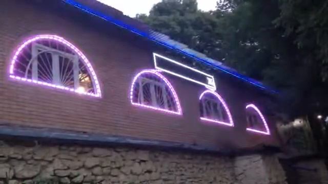подсветка здания и бегущая строка смотреть онлайн