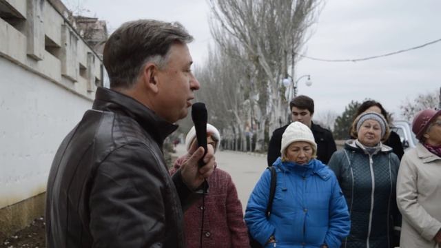 Феодосия Открытие памятного знака экскурсоводу Андрею Корнилецкому 25 ноября 2016 1 смотреть онлайн