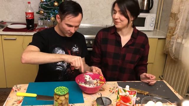 НОВОГОДНИЙ СТОЛ ЗА 500 РУБЛЕЙ! смотреть онлайн